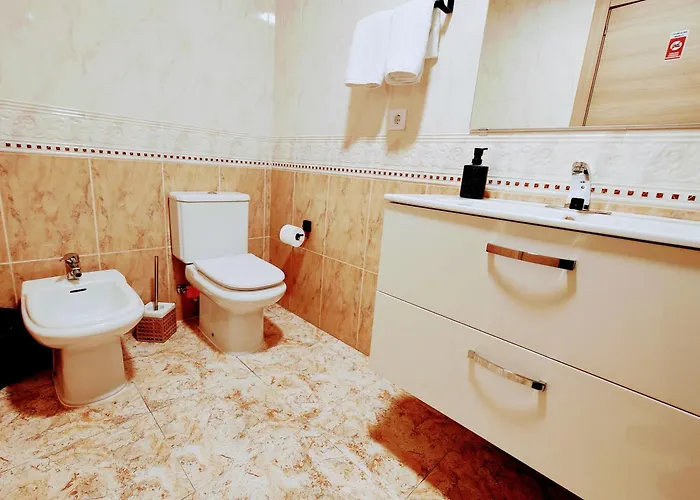 The Astrid リョレート・デ・マル